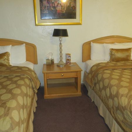 El Trovatore Motel Kingman Bagian luar foto