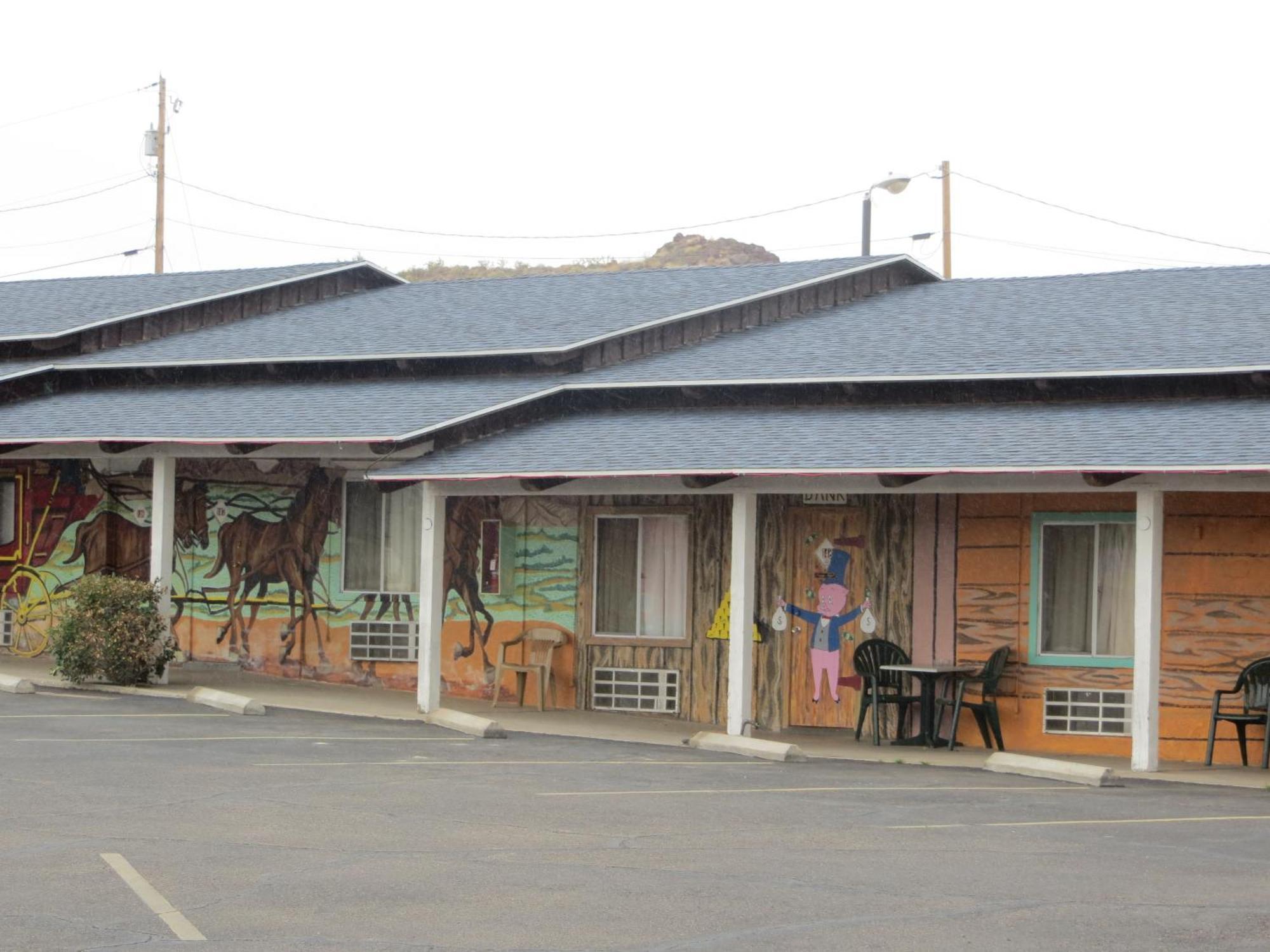 El Trovatore Motel Kingman Bagian luar foto